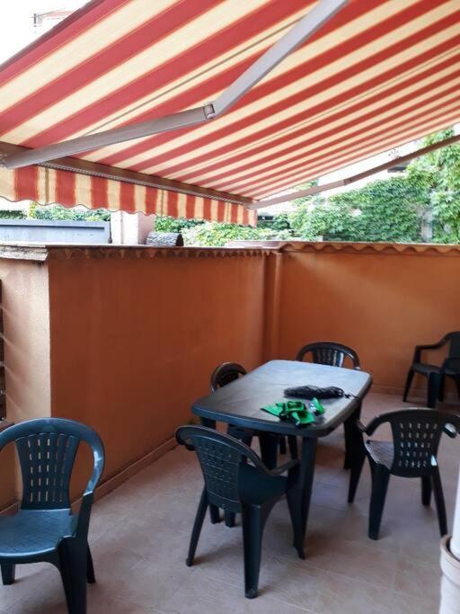 Appartement Centre Ville Saint-Raphael Bagian luar foto